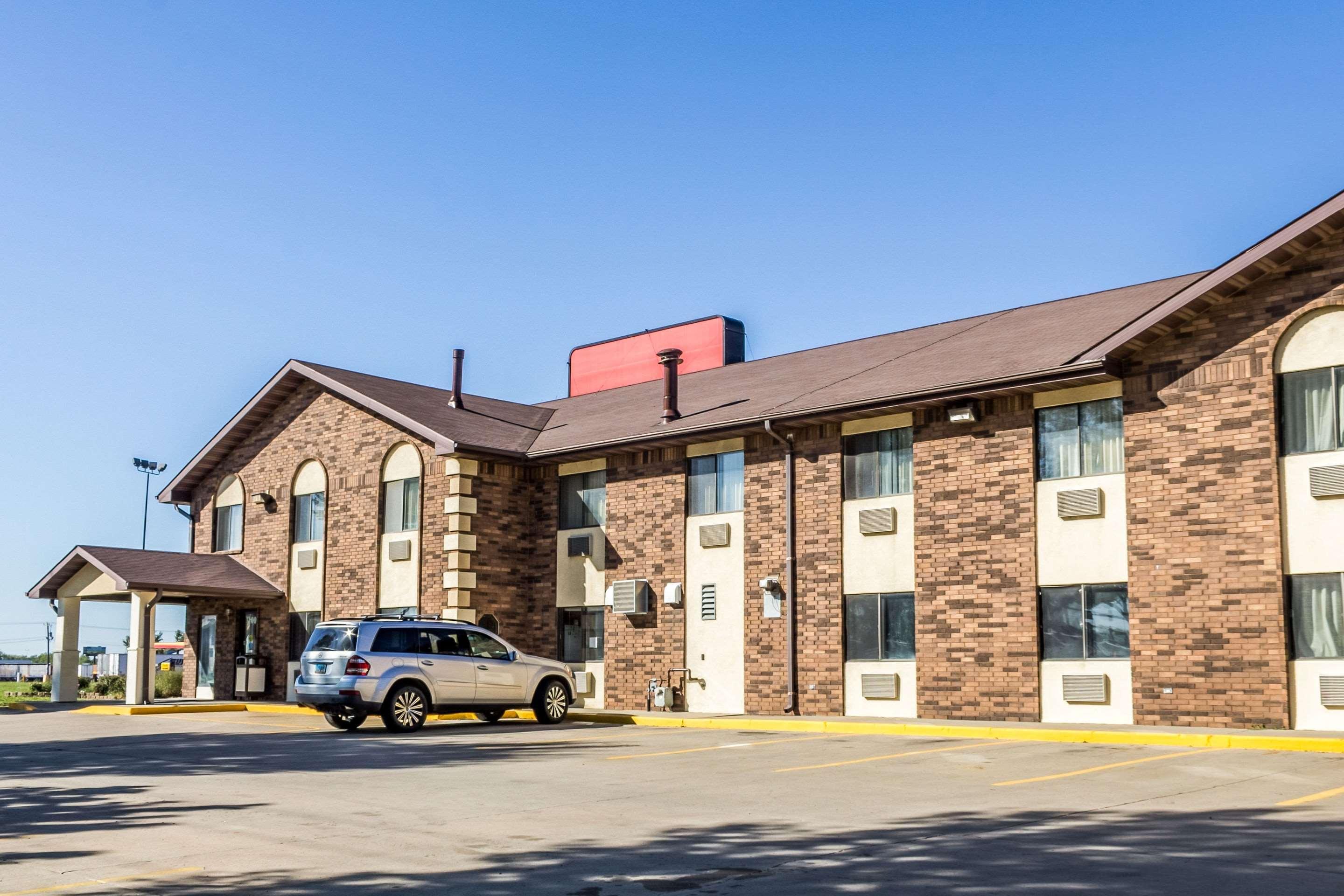 Econo Lodge North Су-Фолс Экстерьер фото